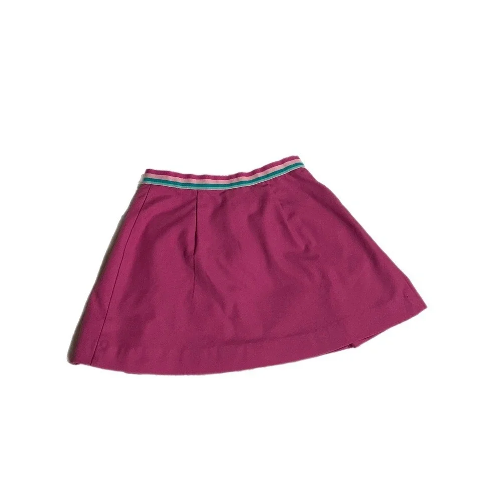 Tail‎ skirt
